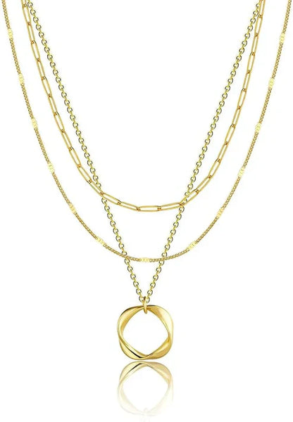 Carmen - Vintage necklace with gold chain and pendant